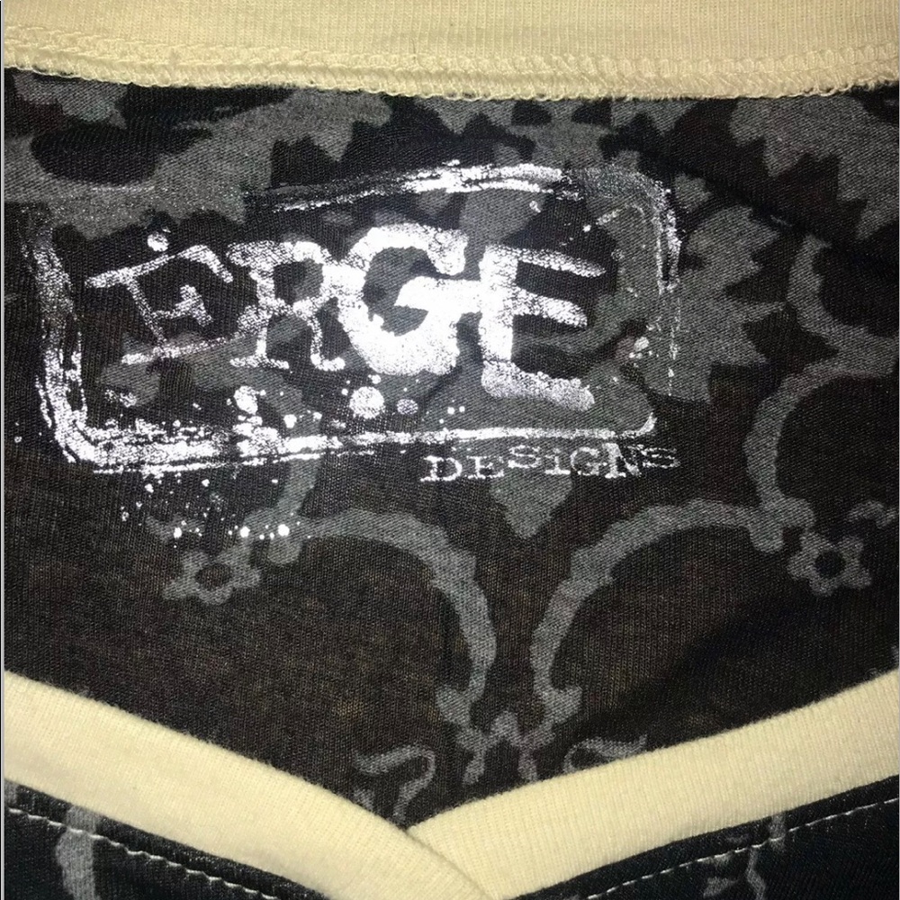 Erge Black & White Fleur De Lis Floral Flower Long Sleeve Shirt Blouse Tee Sz S - Picture 2 of 4